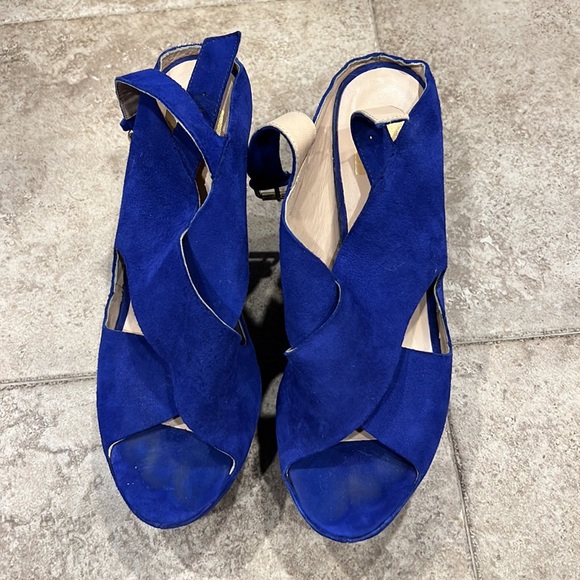 DOLCE VITA Blue Suede Wedge Sandals - Picture 3 of 8